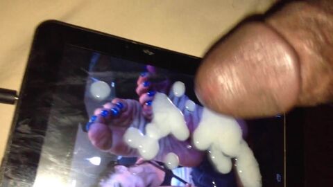 HD видео, большой член (гей), кончает на фото (гей), мастурбация (гей), черный (гей)